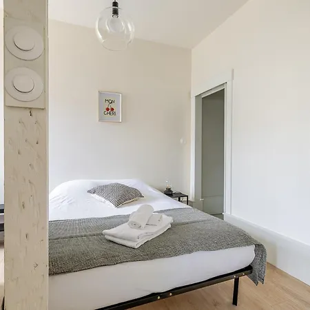 Neustadt Et Paisible Apartment